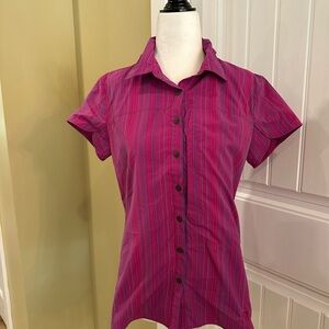 Mountain Hardwear Pink Button Up shirt Women’s Size 8